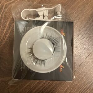 Brand new magnetic lash